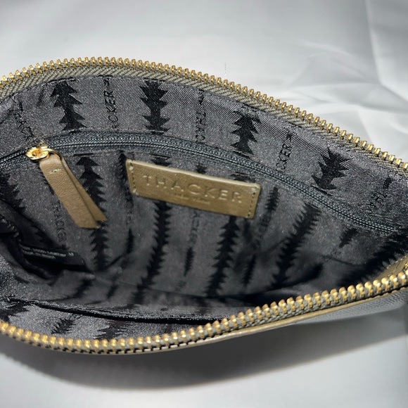 Thacker New York Gable Ring Travel Pouch olive Green. - Picture 3 of 7